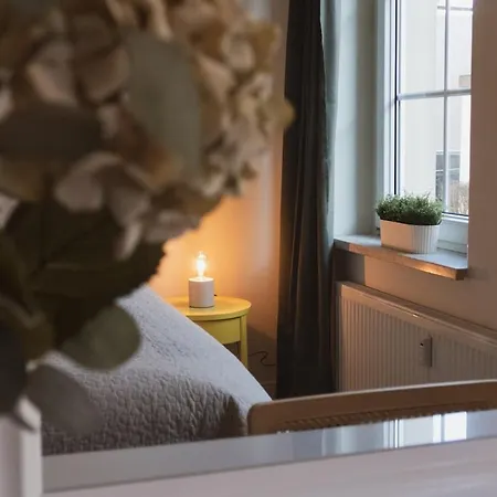 Jethon In Der Gasse 2